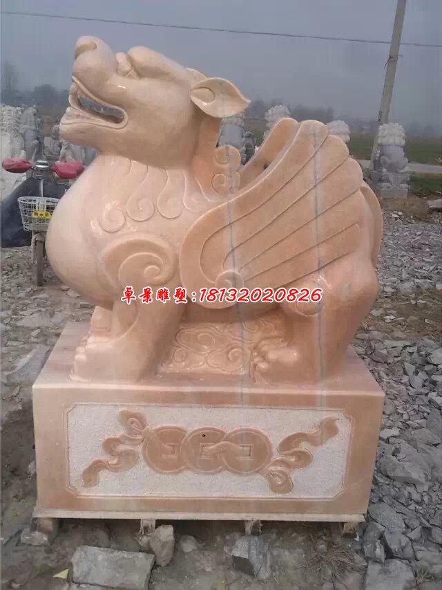 带翅膀貔貅雕塑