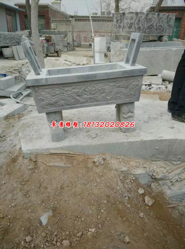 石雕寺庙广场香炉