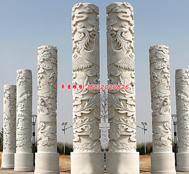 凤凰广场石雕龙柱