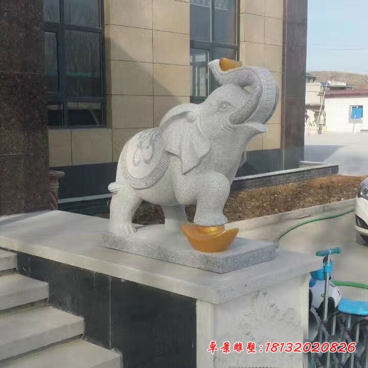 象鼻朝上的大象石雕 大理石招财大象 