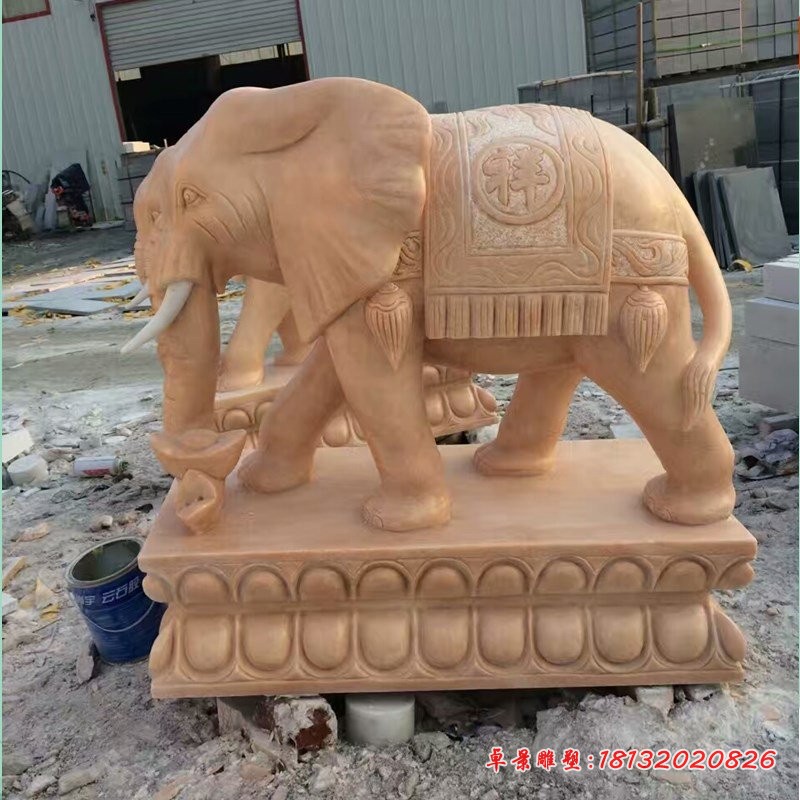 鼻卷如意元宝的大象石雕晚霞红门口镇宅石雕大象