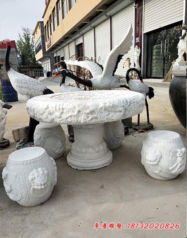 汉白玉龙浮雕桌凳，庭院圆形桌凳石雕