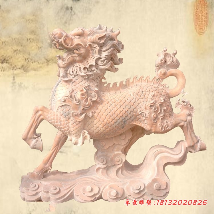 脚踏祥云的麒麟石雕，晚霞红门口麒麟雕塑