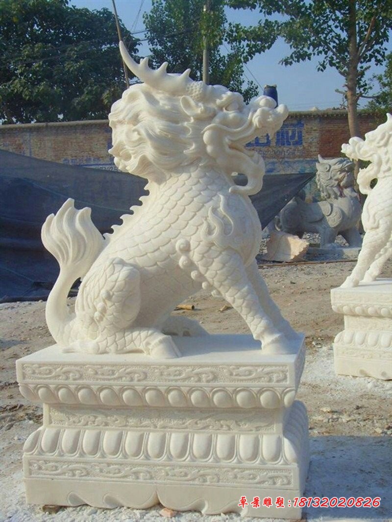 门口镇宅麒麟石雕，汉白玉坐式麒麟雕塑