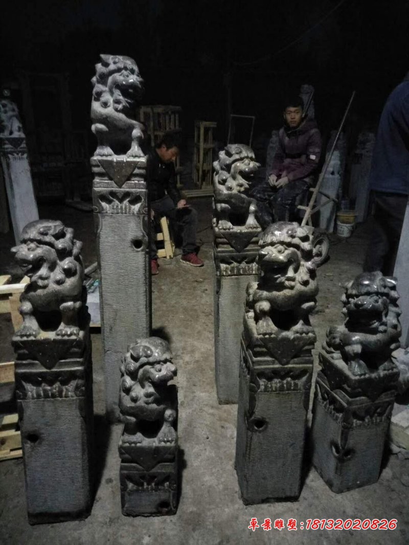 青石仿古拴马柱，别墅狮子拴马柱石雕