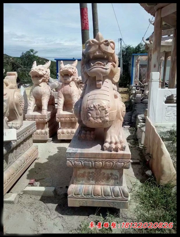 晚霞红立式貔貅石雕，招财貔貅石雕 