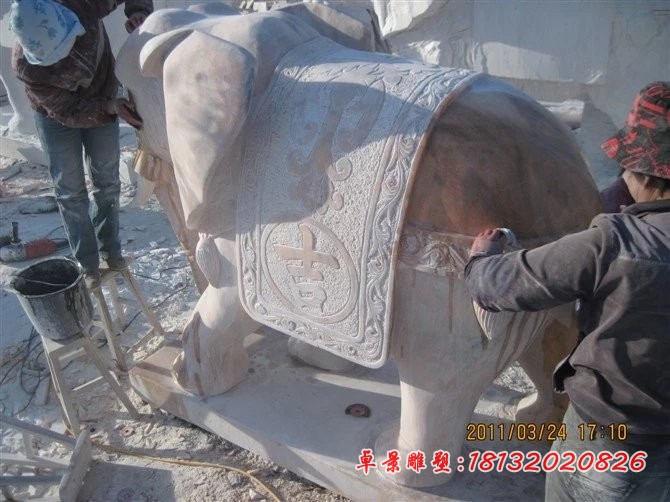 吉祥如意大象，晚霞红大象石雕