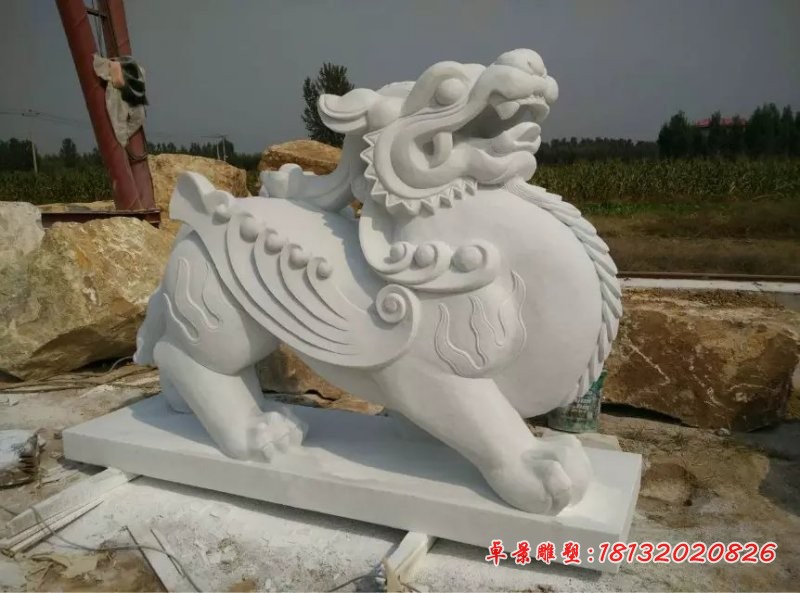 貔貅石雕，汉白玉貔貅雕塑