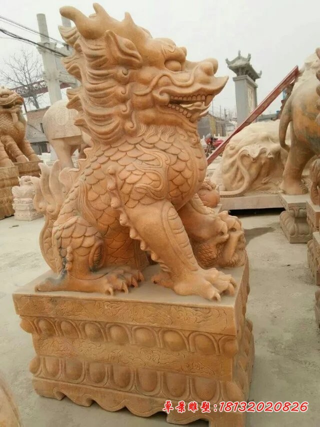 麒麟雕塑，晚霞红石雕麒麟