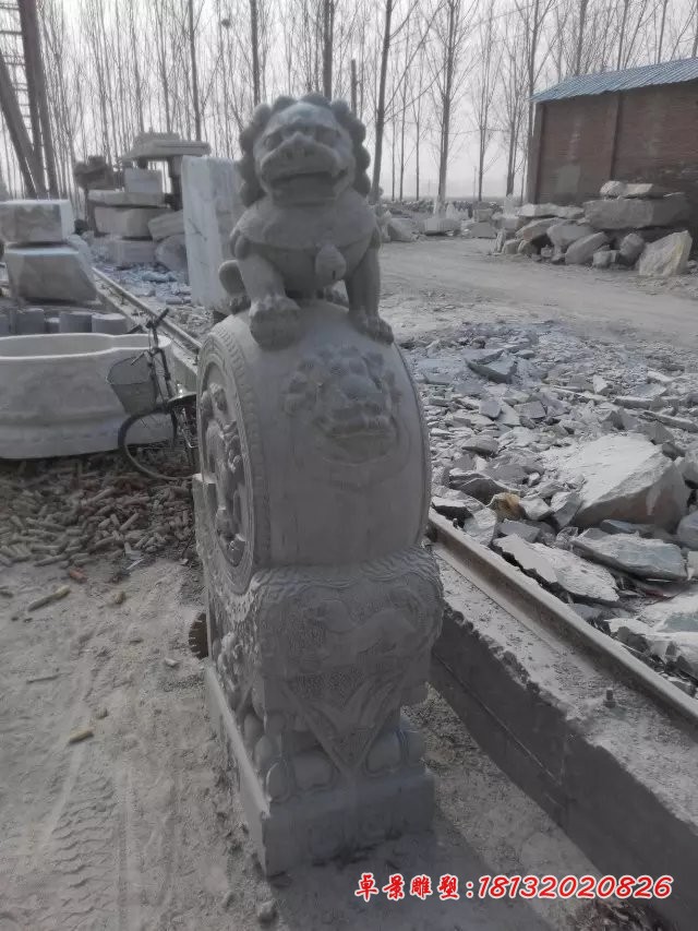 石雕抱鼓，门墩，门枕石 