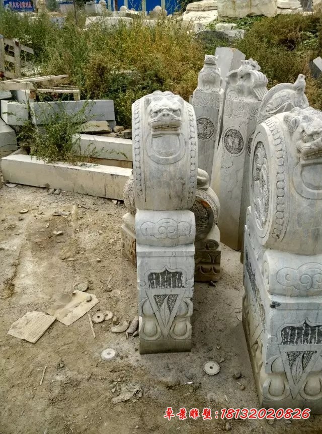 石雕门墩，大理石门墩