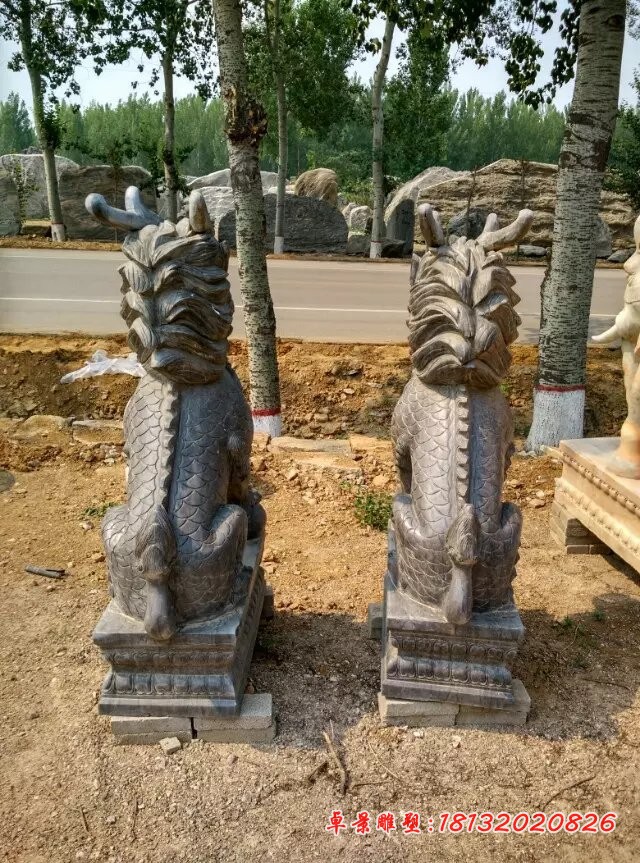 石雕麒麟，青石麒麟雕塑