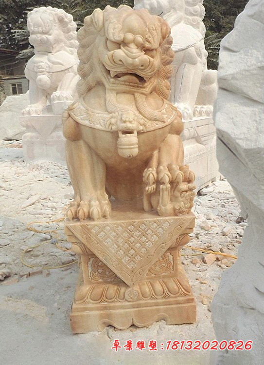 石雕狮子，晚霞红狮子