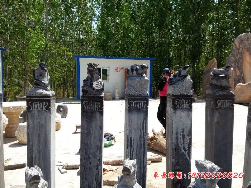 石雕拴马柱，青石拴马柱雕塑