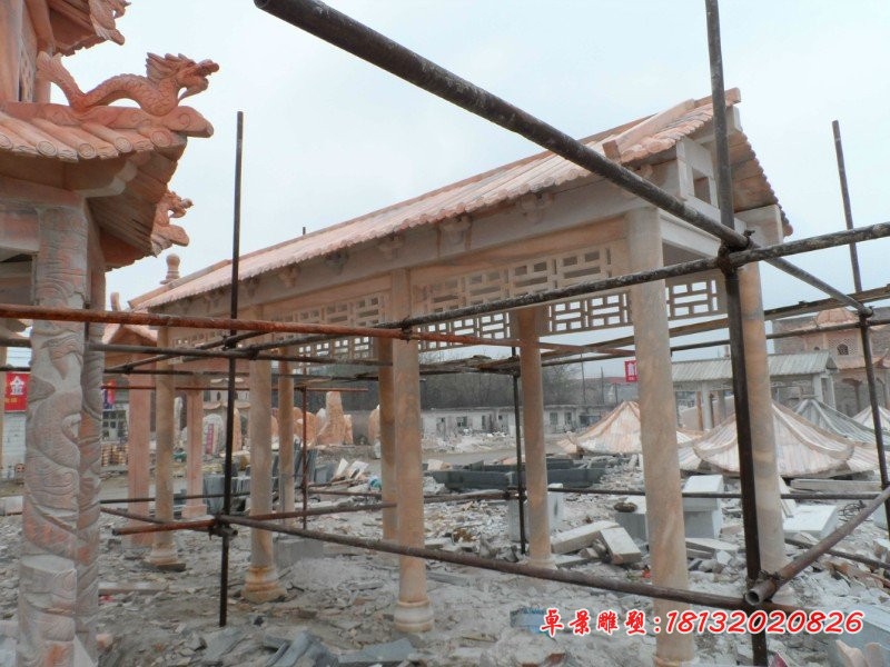 石雕走廊，晚霞红走廊雕塑