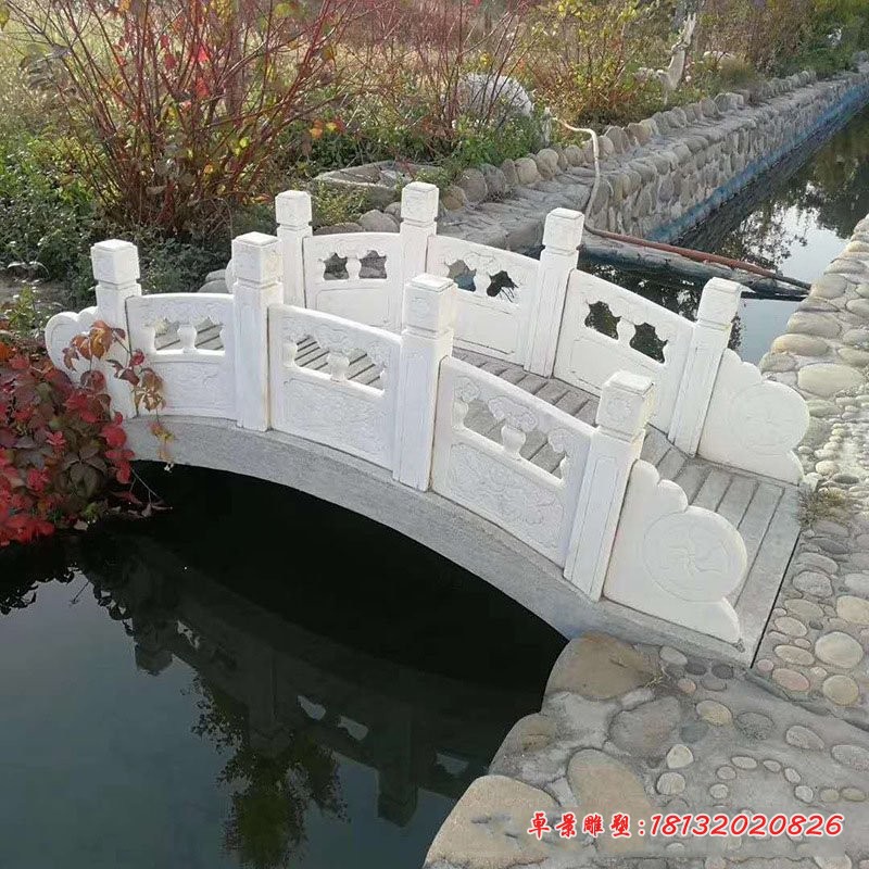 公园小桥石雕