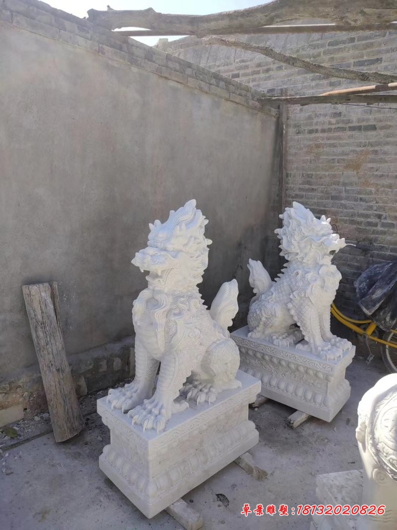 汉白玉麒麟雕塑