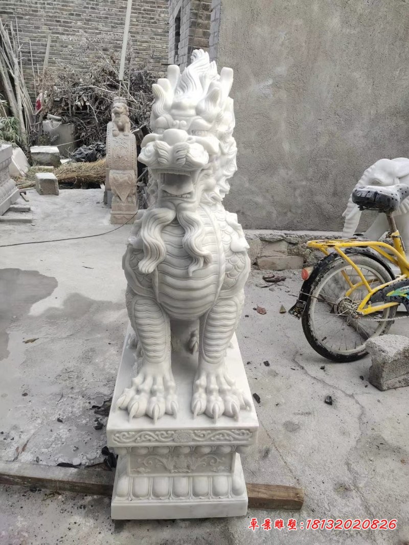 汉白玉神兽麒麟雕塑