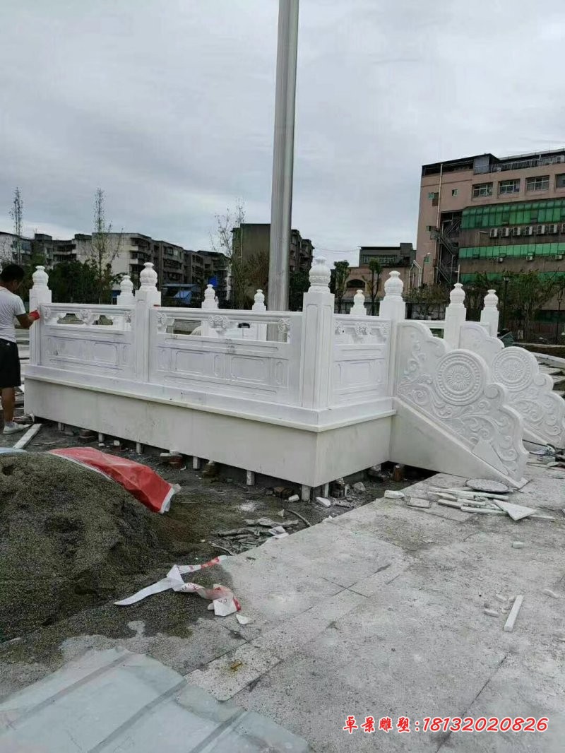 汉白玉升旗台景观石雕