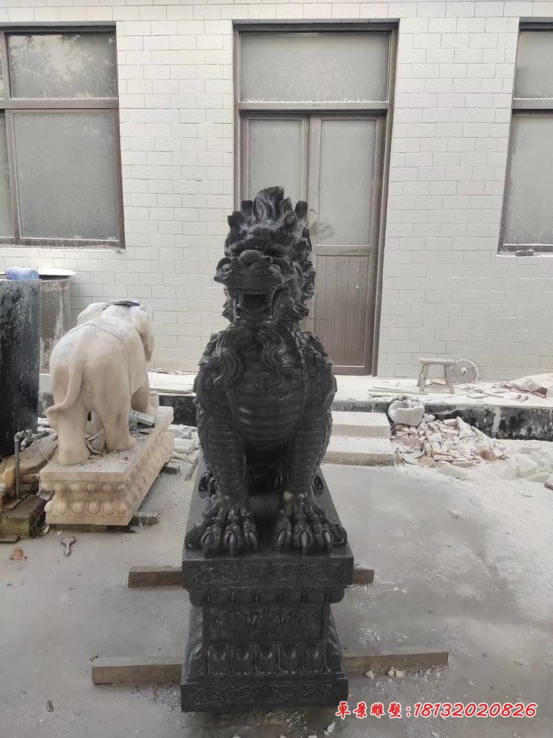 青石麒麟雕塑