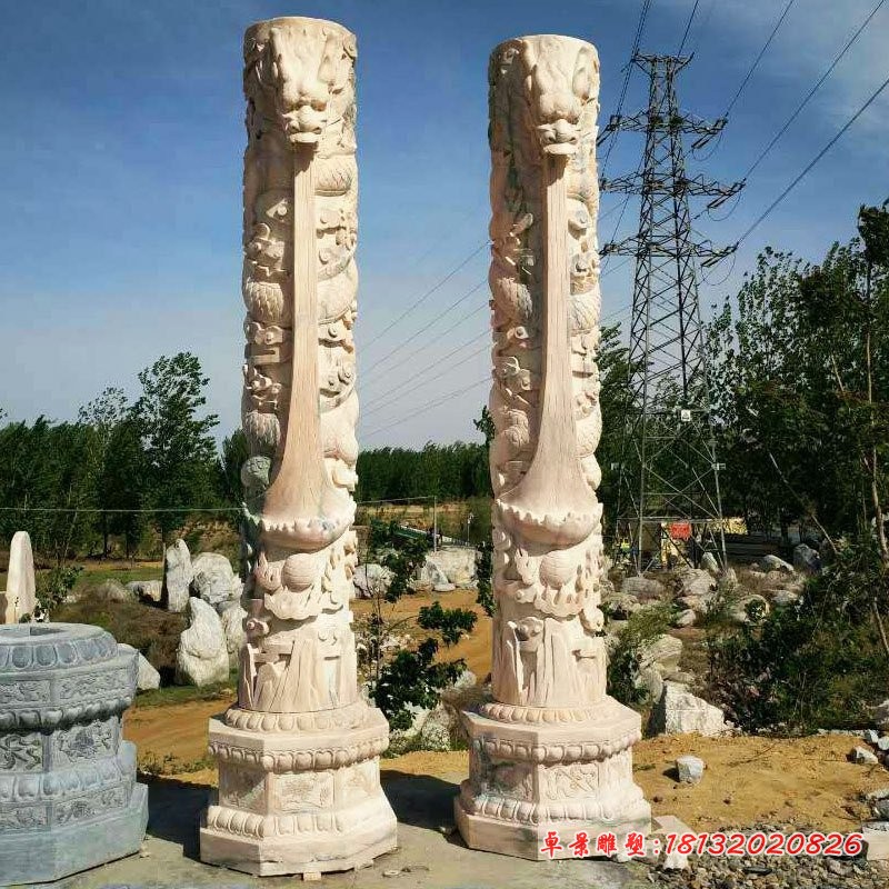 石雕龙柱