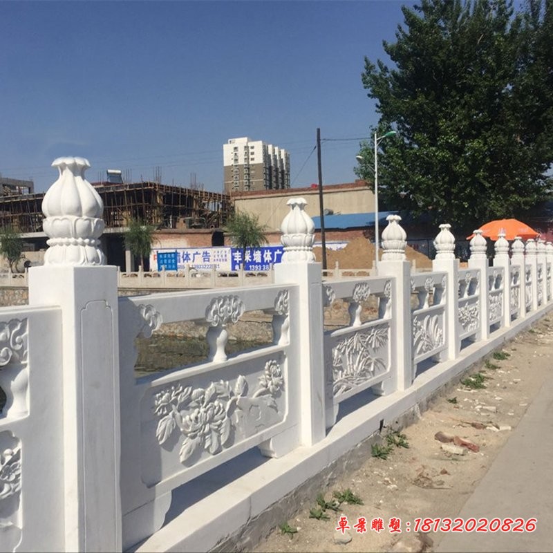 石雕梅兰竹菊栏板