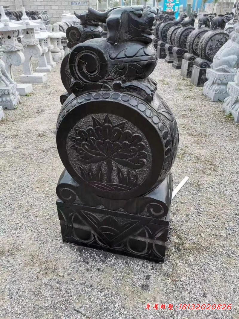 住宅门口青石抱鼓石门墩雕塑
