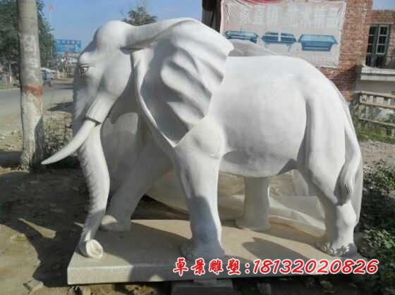 汉白玉大象雕塑，动物石雕