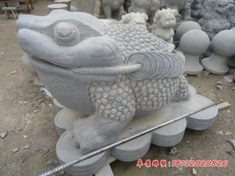 金蟾石雕，青石招财金蟾