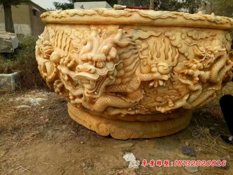龙浮雕水缸，晚霞红水缸石雕