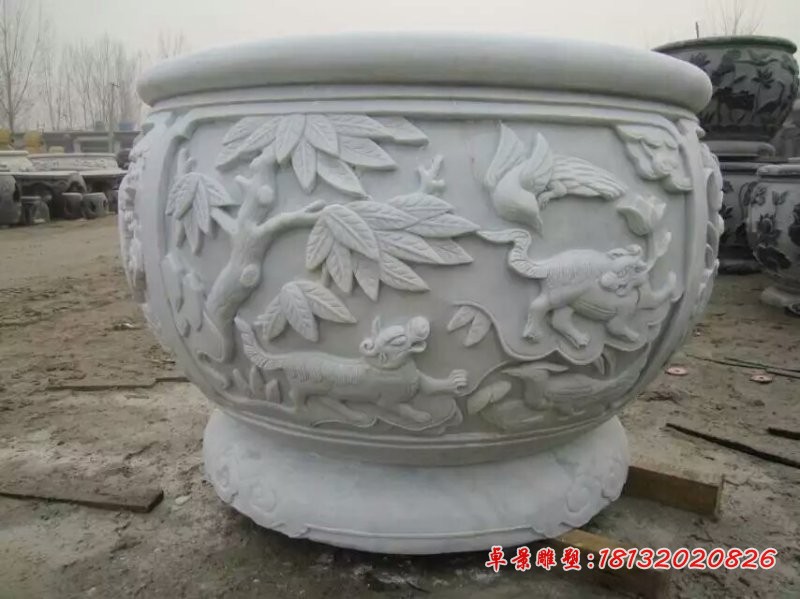 貔貅石浮雕，汉白玉水缸石雕