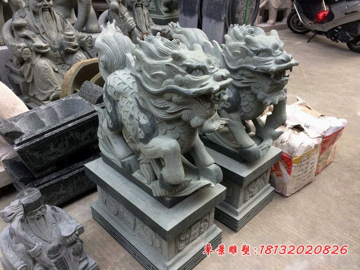 门口大理石麒麟石雕
