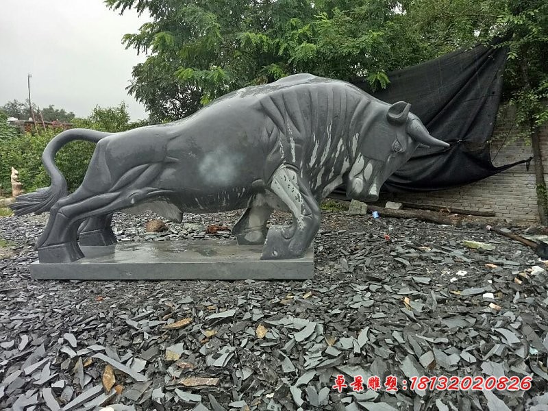 青石牛雕塑，拓荒开荒牛石雕 (2)