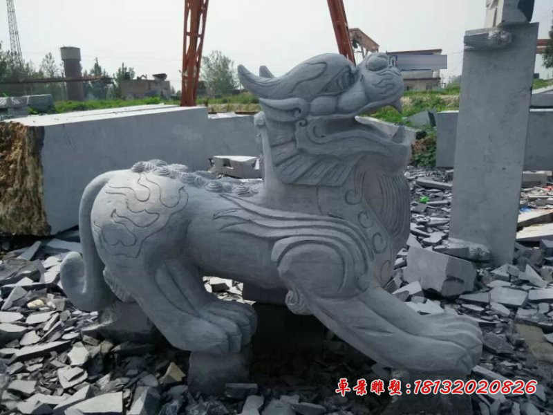 青石貔貅雕塑，古代神兽石雕 