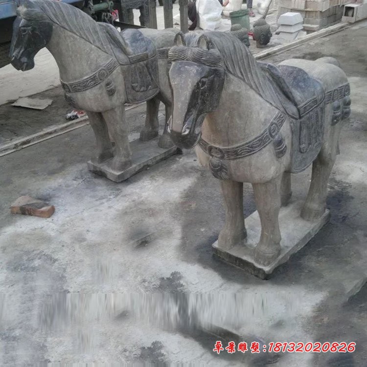 青石小马雕塑，坐骑石雕 