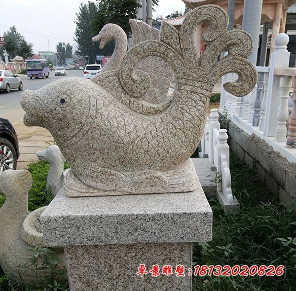 砂岩喷水鱼，景观石雕