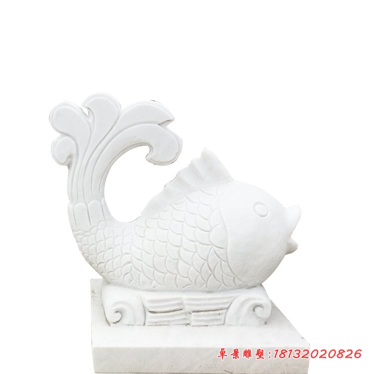 大理石喷水鱼雕塑
