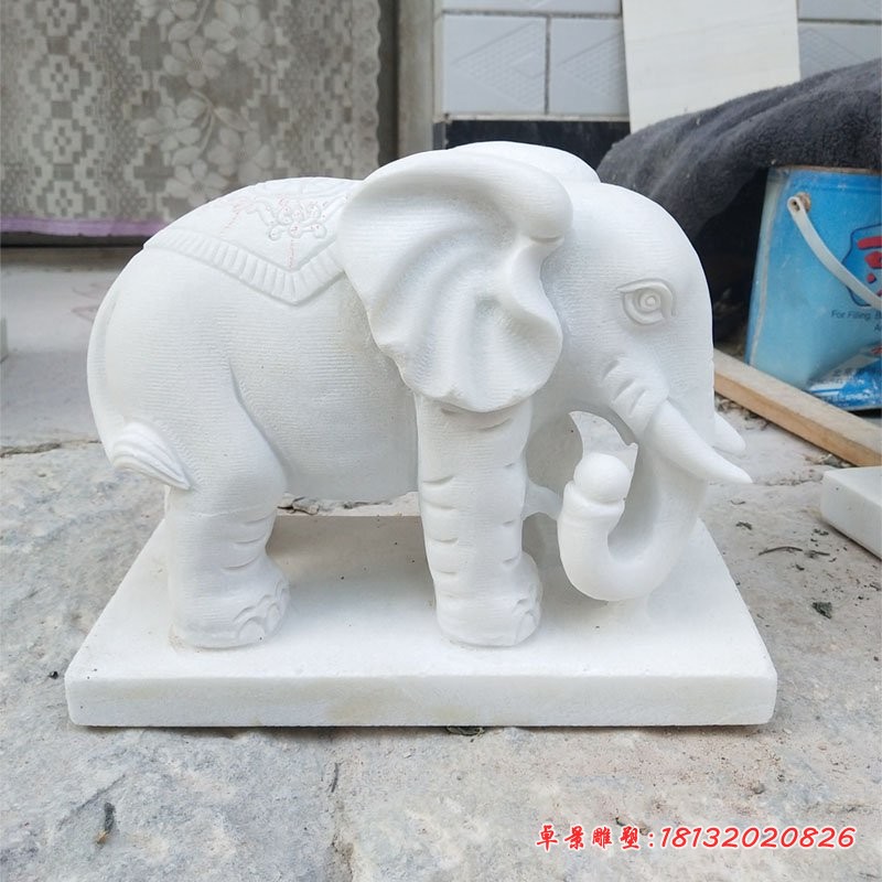 汉白玉小象石雕