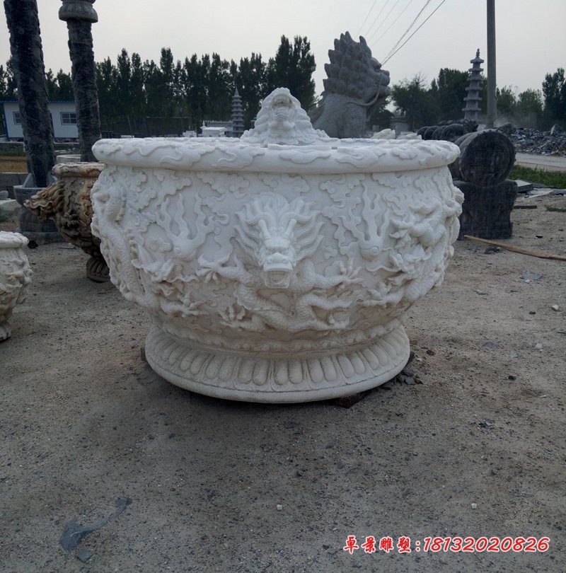 石雕水缸，龙浮雕水缸