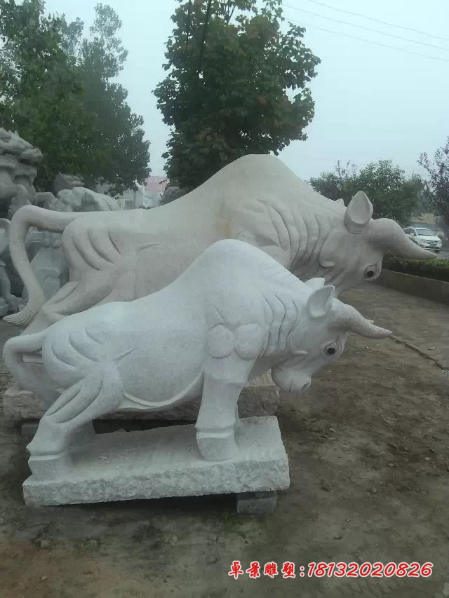 拓荒牛雕塑，广场石雕开荒牛