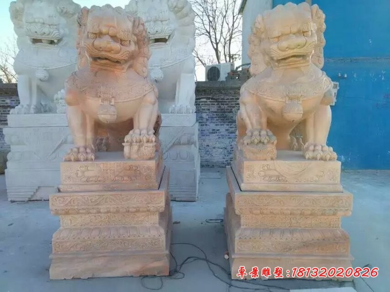 晚霞红踩球狮子雕塑，石雕狮子