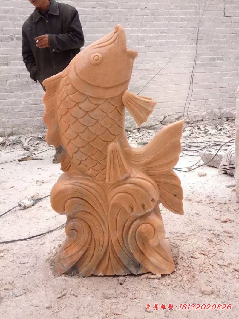 晚霞红动物雕塑，喷泉鱼石雕 