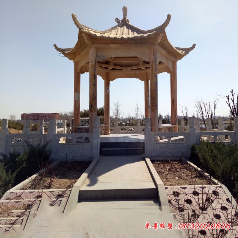 晚霞红六角石凉亭