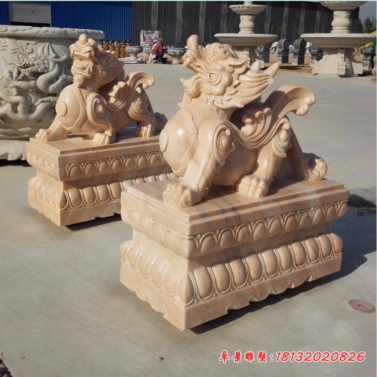 晚霞红貔貅石雕，广场石雕貔貅