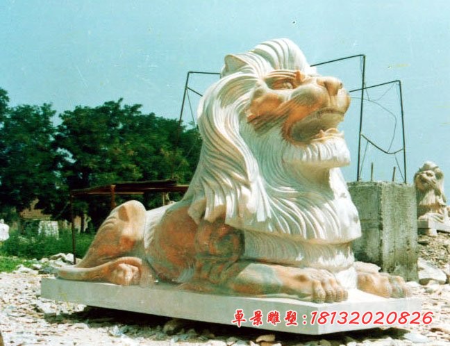 晚霞红西洋狮石雕