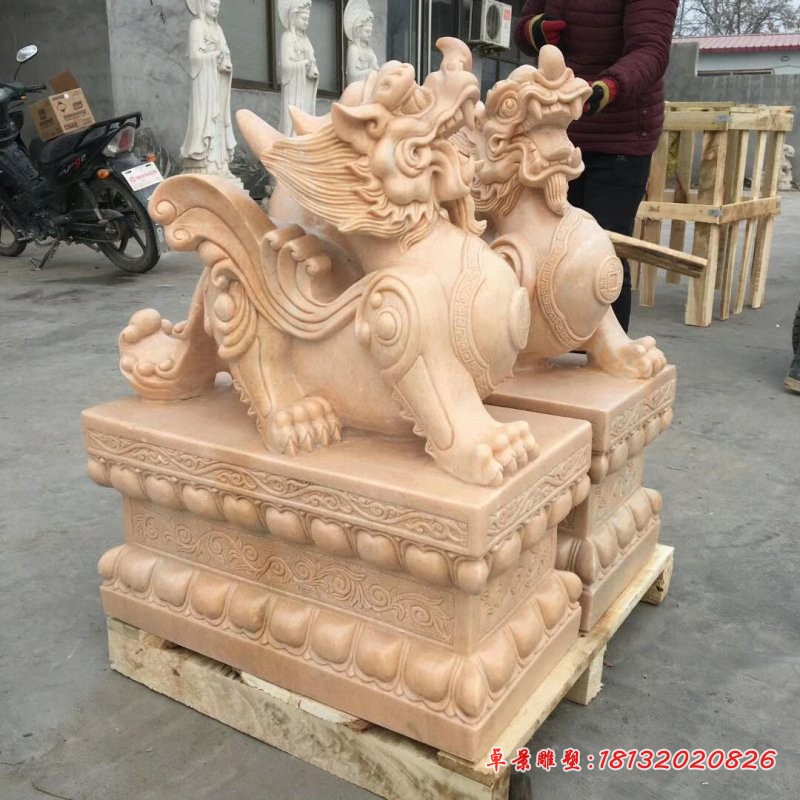 晚霞红招财貔貅石雕