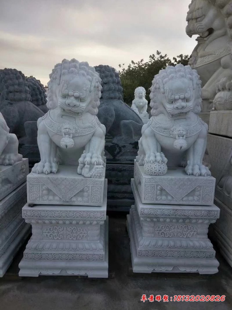 汉白玉故宫石狮子