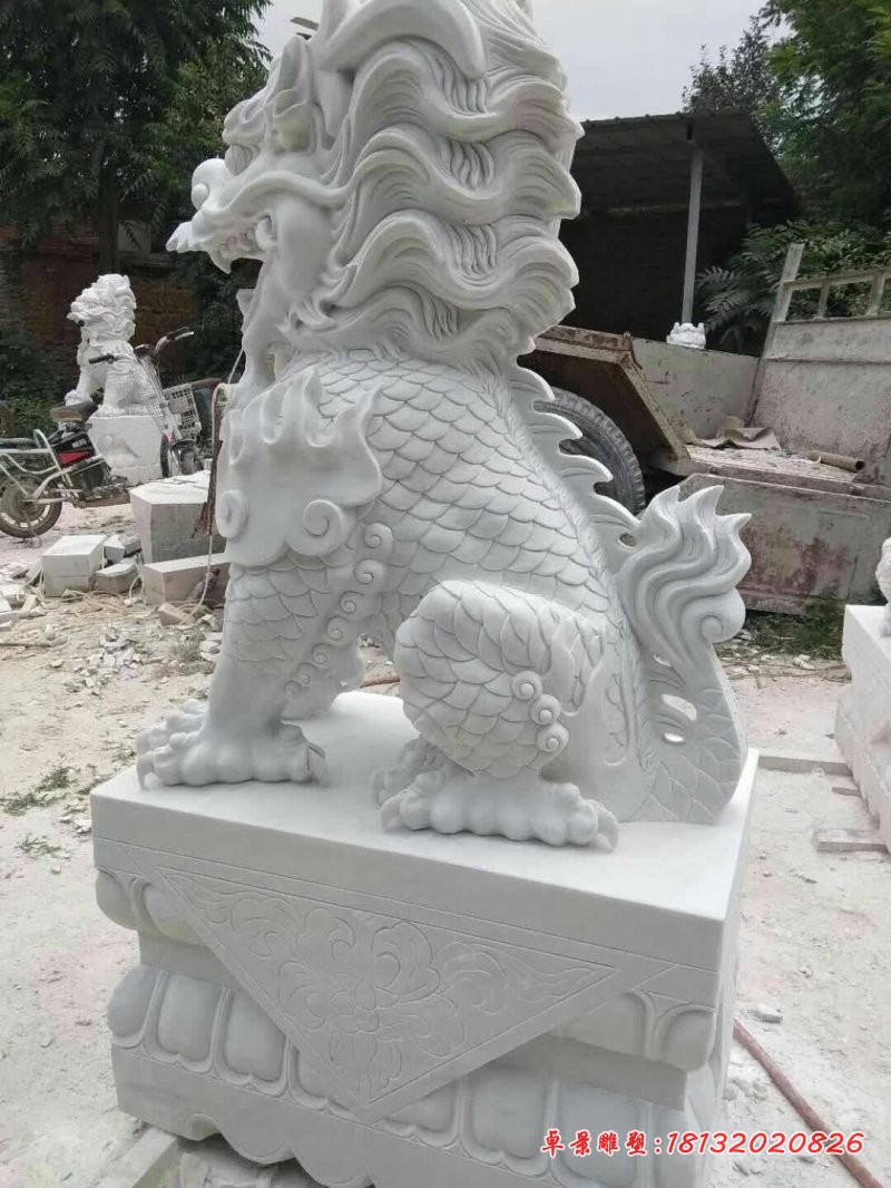 汉白玉门口镇宅石麒麟