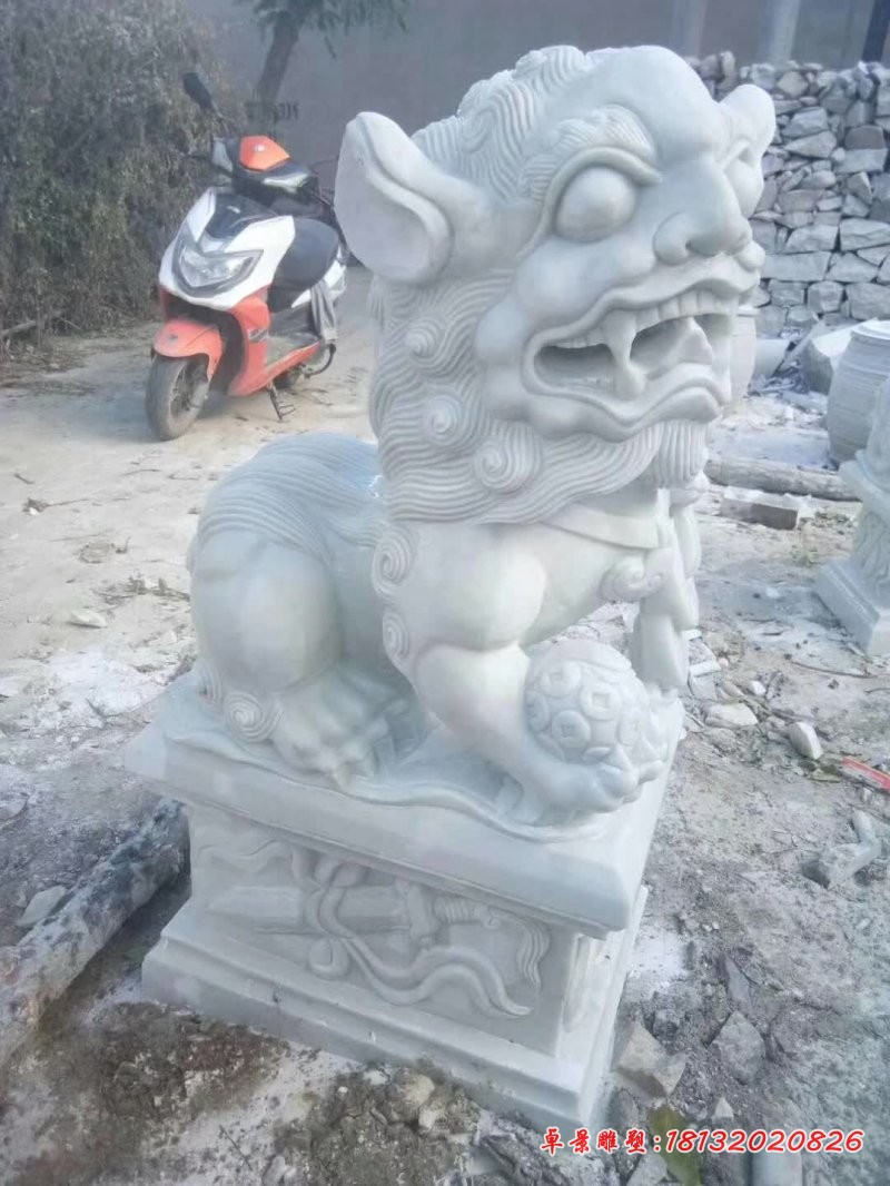 汉白玉南方狮子石雕