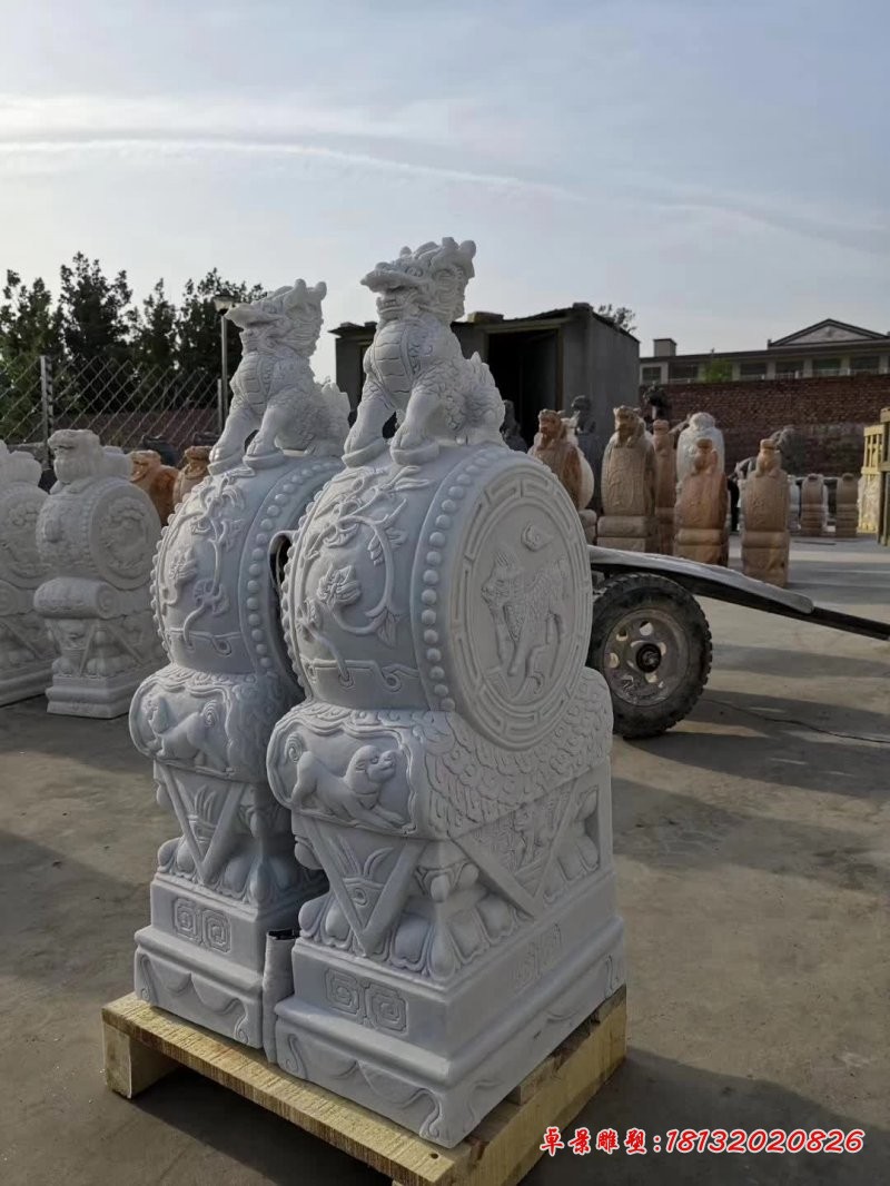 汉白玉麒麟门墩石雕